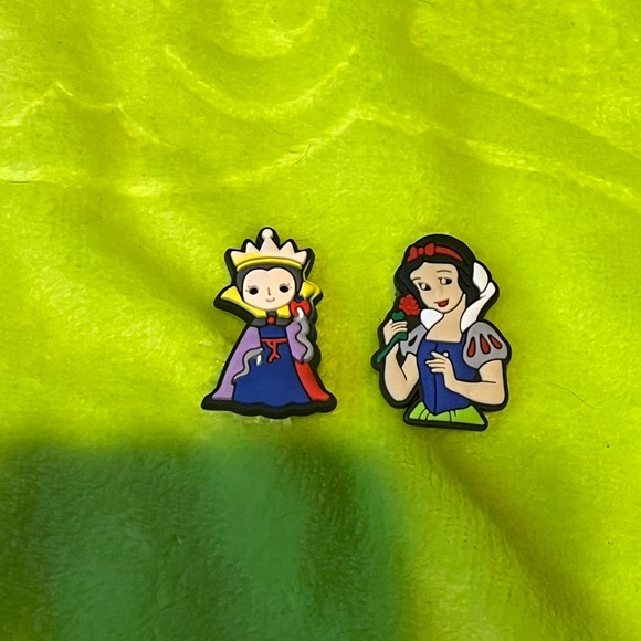 CROCS Jewelry Snow White Croc Charm Set Poshmark